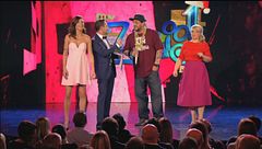 Battle rap tra Sdrumo ed Emis Killa a Zelig 1