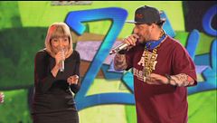 Sdrumo collabora con Malika Ayane a Zelig 1