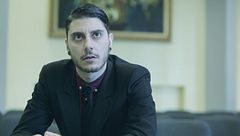 Ep. 7 - Indagine su un  coinquilino al di sopra di ogni sospetto