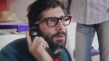 Ep. 14 - In linea con il call center