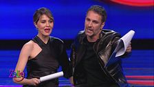 Paola Cortellesi e Raoul Bova ospiti a Zelig 2014
