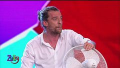 Il tassista Maurizio Lastrico con Cristiana Capotondi a Zelig 2014