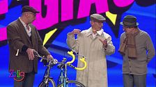 Aldo, Giovanni e Giacomo sono i ciclisti anziani a Zelig 2014