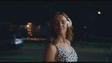Trailer - Sotto il cielo delle Hawaii