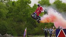 Trailer - Jackass 3d