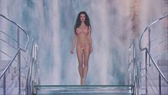 Prima puntata | Normali vs Diversi