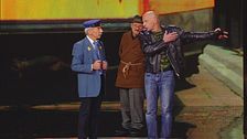 Ajeje Brazorf e il controllore a Zelig Event 2016