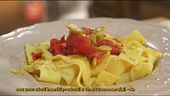 Pappardelle con gamberi e pomodori al forno