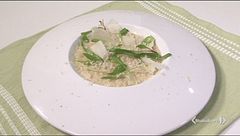 Riso semola al  tarassaco, raspadura e noci