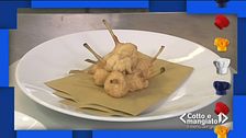 Tre variazioni di yogurt con pollo fritto