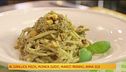 Tagliolini con pesto fantasia