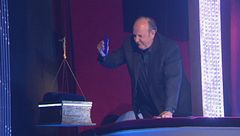 Un uomo che piace a tutte le famiglieE'