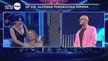 GF VIP, il pungente Signorini