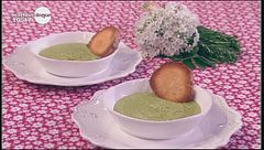 Vellutata di piselli e basilico