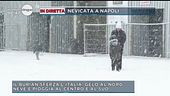 Arriva il grande freddo, nevicata a Napoli