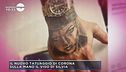 Il nuovo tatuaggio di Corona