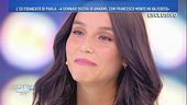 Paola ascolta le parole dell'ex fidanzato