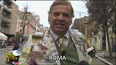 Roma, lampioni accesi anche di giorno