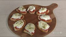 Bruschette alla pizzaiola di bufala