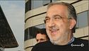Addio privato, il saluto del mondo
