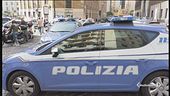 Gettato tra i rifiuti…per noia