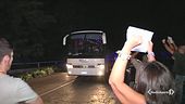 Migranti, slogan e tensione