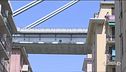 Braccio di ferro sul ponte Morandi