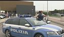 Uccide la moglie e si spara
