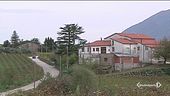 Legati e picchiati dai rapinatori