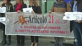 "Giù le mani dall'informazione"