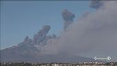 L'Etna si risveglia, la terra trema