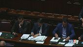 Di Maio: manovra storica. Opposizioni: solo danni