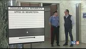 Agente ferito da una pendrive con esplosivo
