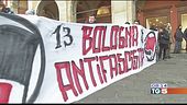 Bologna, scontri e feriti in piazza