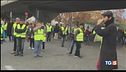 La Francia in piazza, morta manifestante