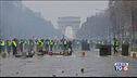 Gilet gialli guerriglia a Parigi