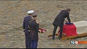 La Francia ricorda il suo eroe
