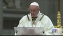 Il Papa: "Uomini troppo avidi e voraci"