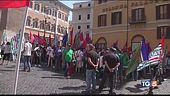Il decreto slitta le polemiche no