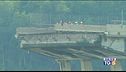 Il ponte si muove: sarà abbattuto