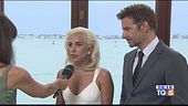 Lady Gaga e Bradley Cooper conquistano Venezia