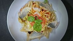 Pennette ai 5 cereali con spaghetti di verdura