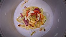 Linguine con caponata trapanese alla "Thai Style"