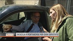 In Sicilia 4 portaborse per ogni deputato