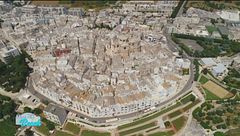 Puglia: Locorotondo, uno dei borghi più belli d'Italia