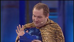 Dal salottino arriva "il tigre"