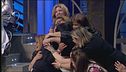 Luca Laurenti sopraffatto dalle fan