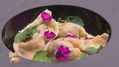 Cappellacci ripieni di fagiolina del Trasimeno e tinca affumicata