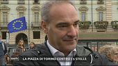La piazza di Torino contro i 5 Stelle