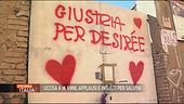 Applausi e insulti per Salvini